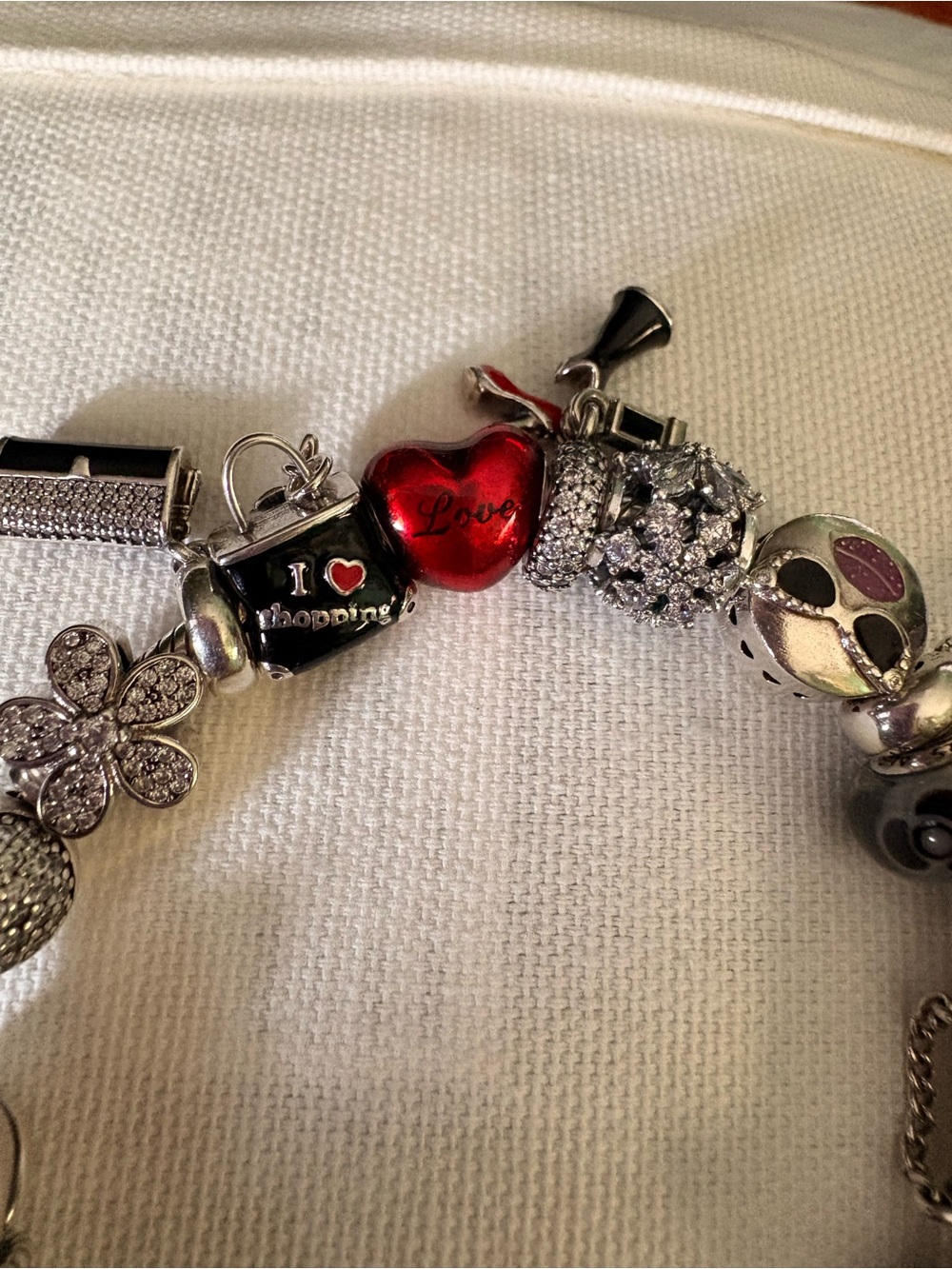 Pandora pave heart bracelet with red/black/silver charms - Picture 4 of 6